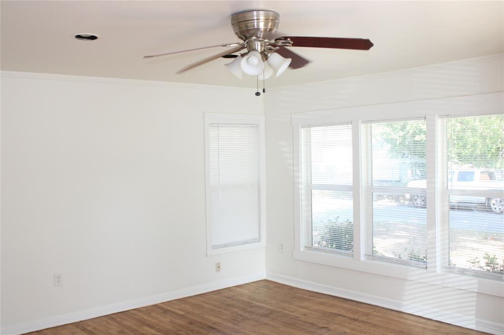 3712 Leland Avenue Property Photo 2