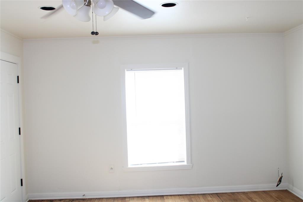 3712 Leland Avenue Property Photo 4