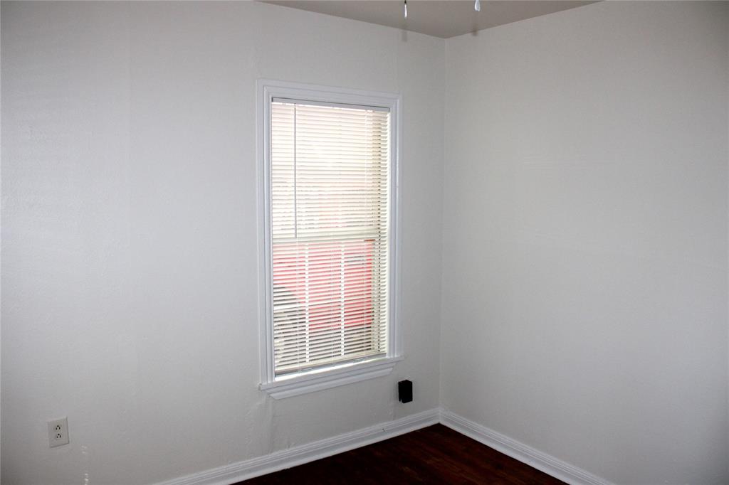 3712 Leland Avenue Property Photo 5