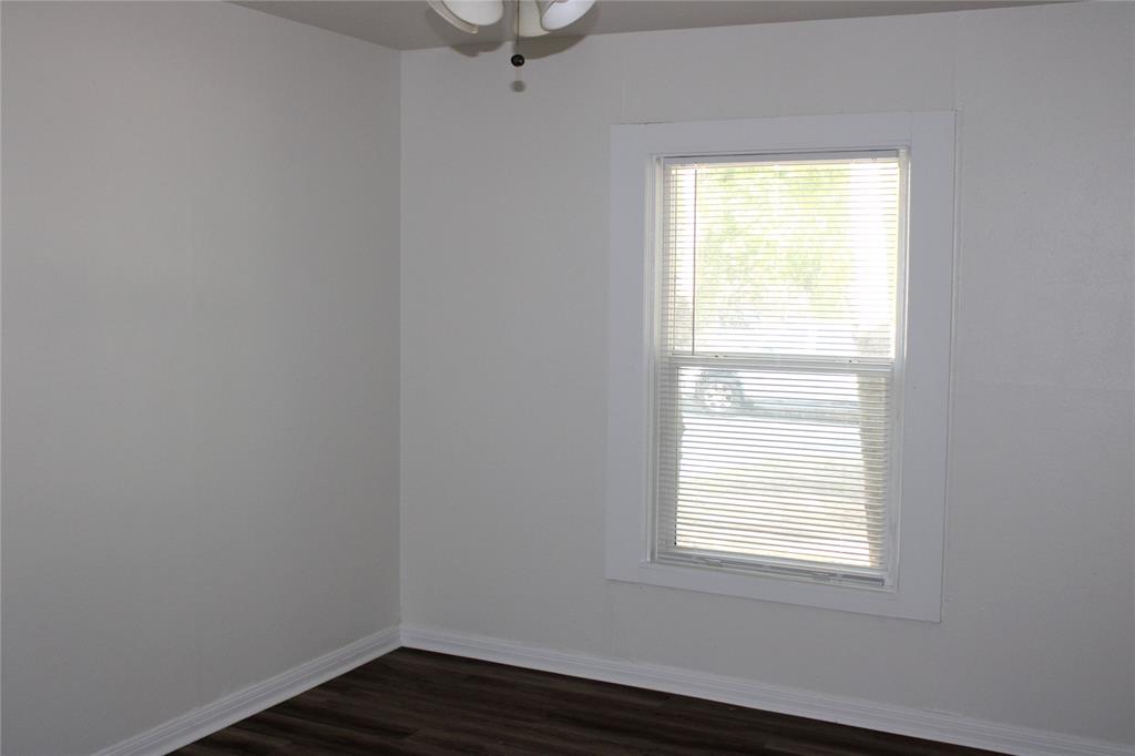 3712 Leland Avenue Property Photo 8