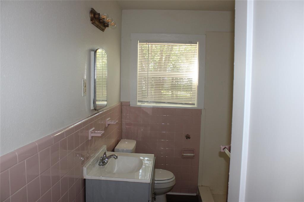 3712 Leland Avenue Property Photo 10
