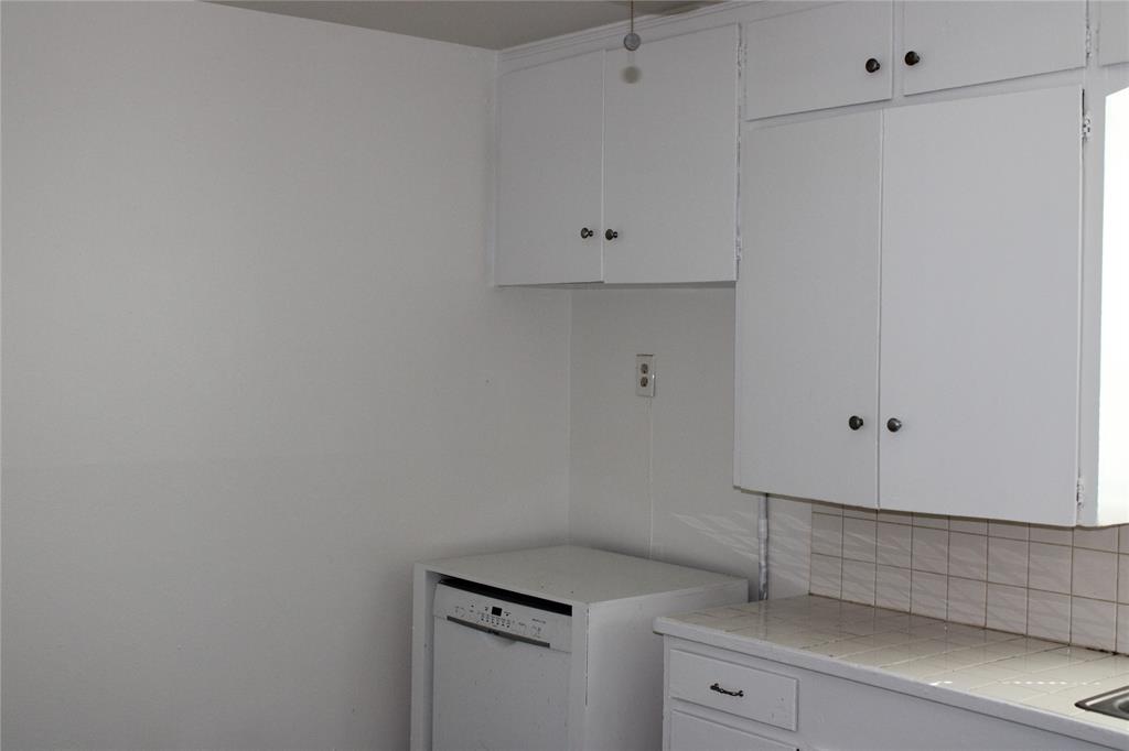 3712 Leland Avenue Property Photo 13