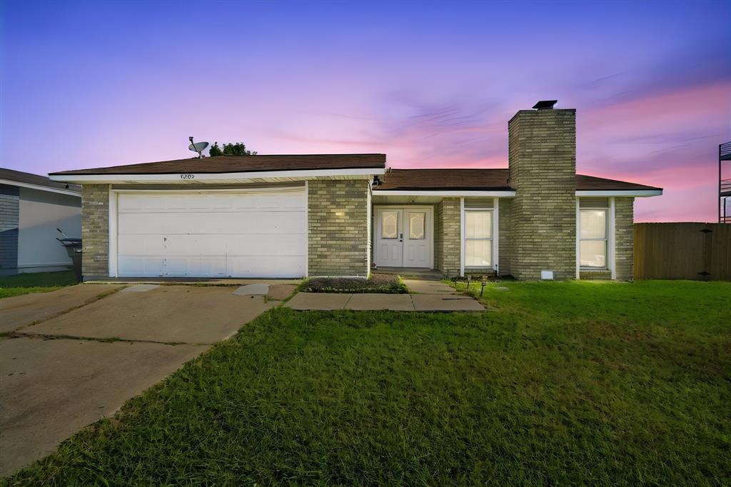 4205 Longstraw Drive Property Photo 1