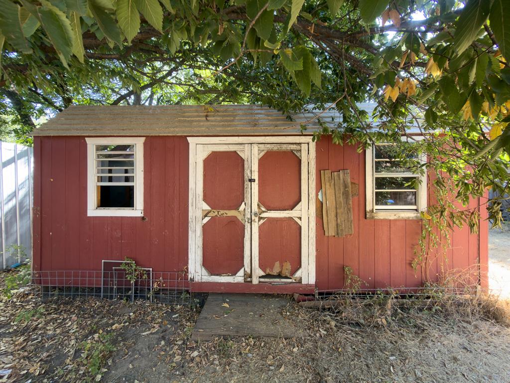 1516 Nw 1st Avenue Property Photo 22