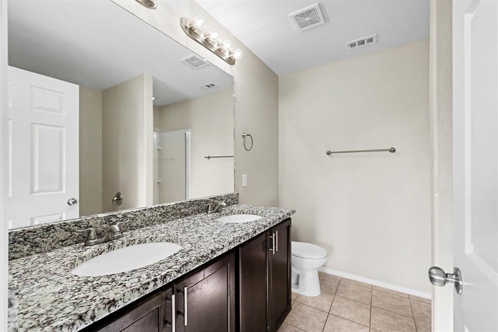 1700 Gayla Creek Drive Property Photo 12