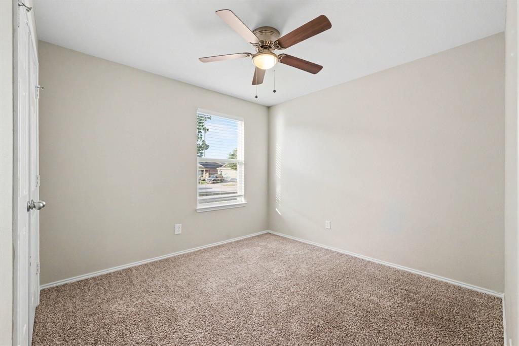 1700 Gayla Creek Drive Property Photo 15
