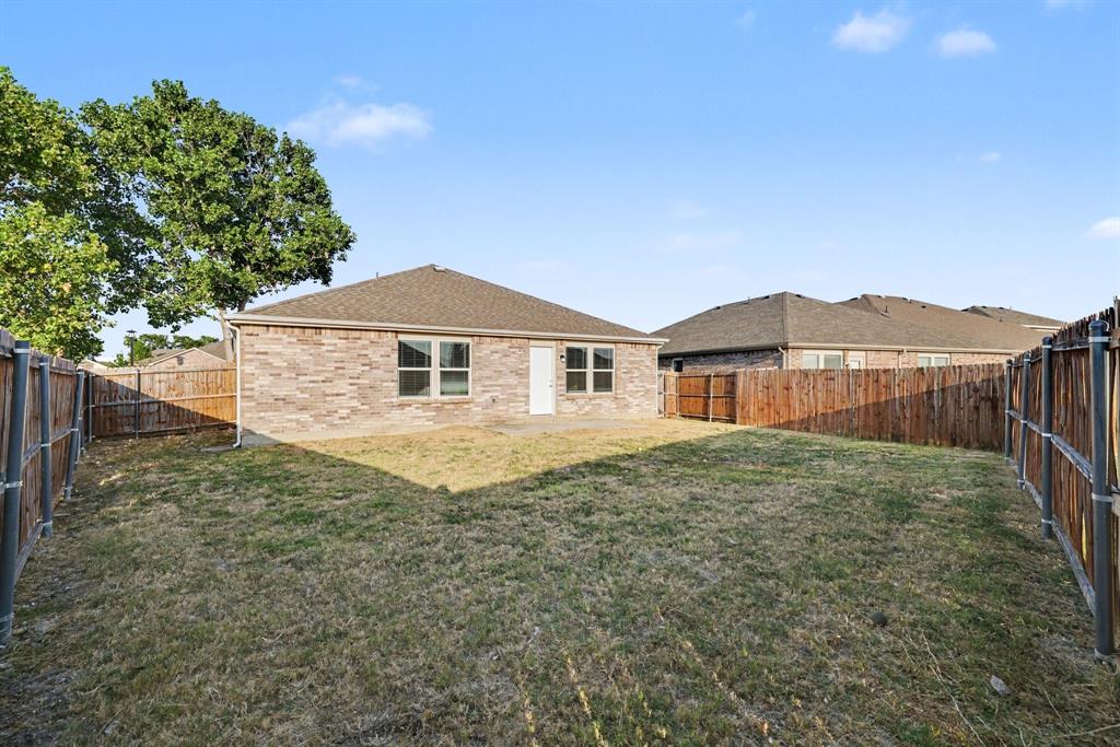 1700 Gayla Creek Drive Property Photo 17