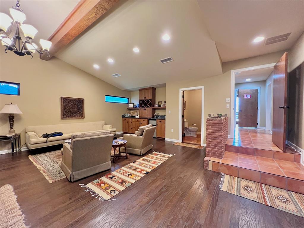 614 Oak Avenue Property Photo 13