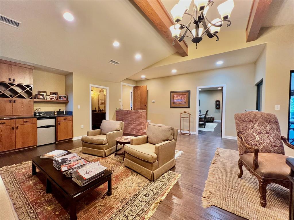 614 Oak Avenue Property Photo 14