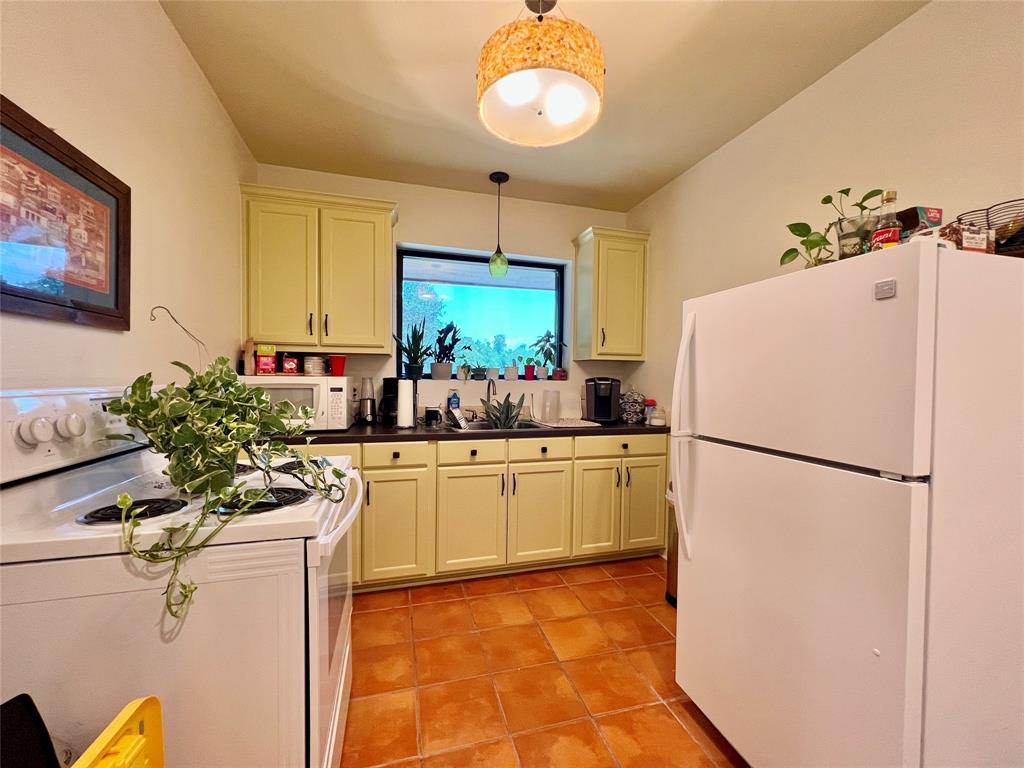 614 Oak Avenue Property Photo 29