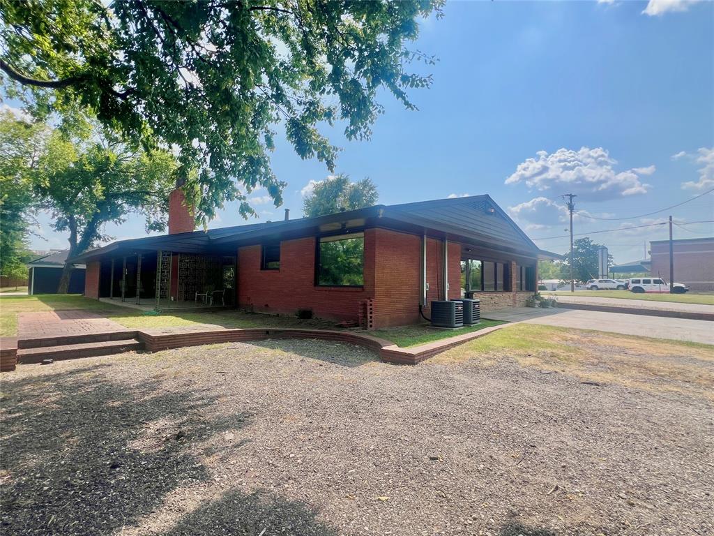 614 Oak Avenue Property Photo 34