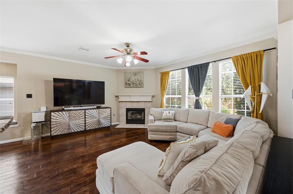 1328 Carriage Lane Property Photo 7