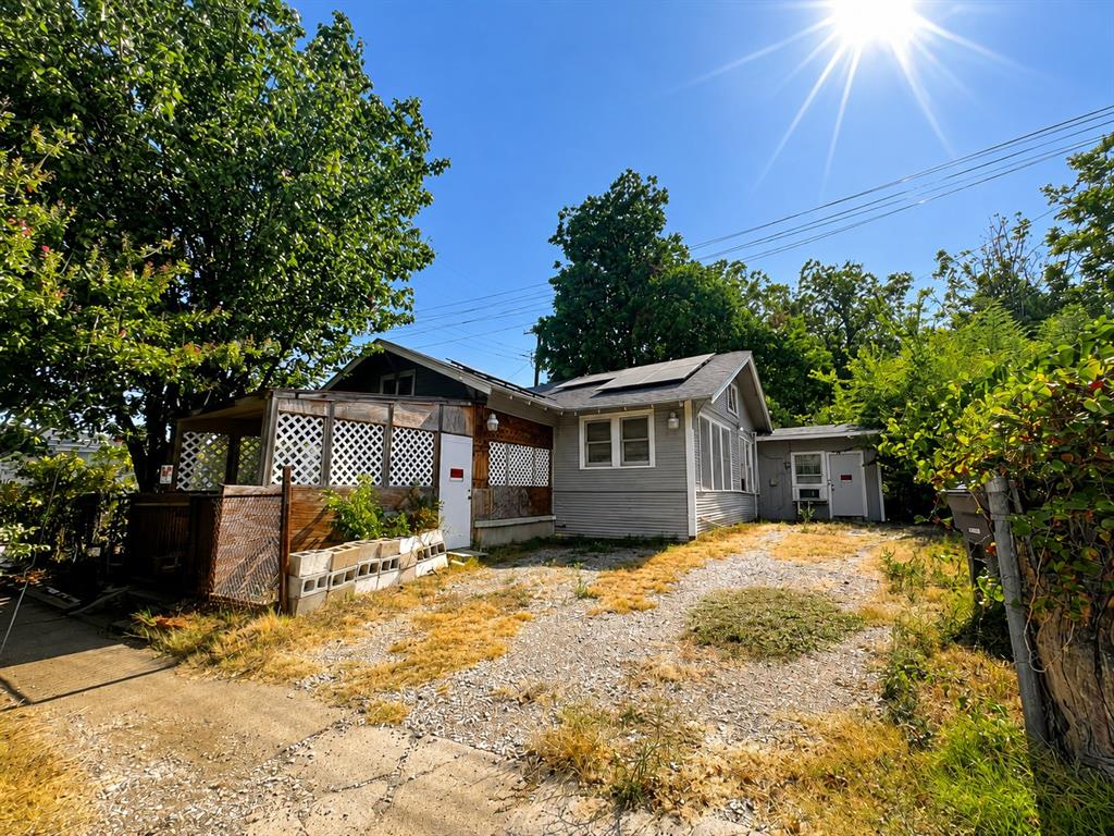 110 N Marlborough Avenue Property Photo 1