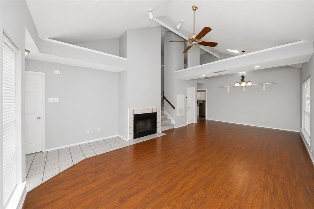 2927 Peninsula Way Property Photo 3