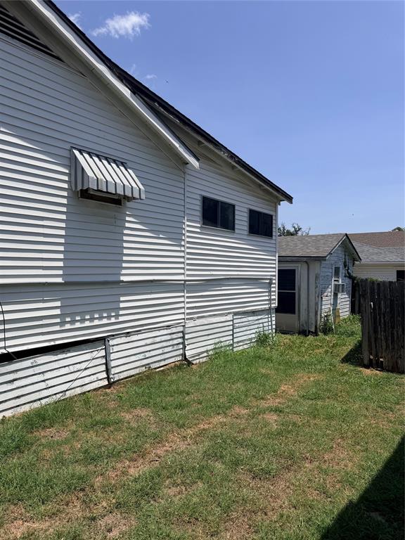 744 Chilton Street Property Photo 27