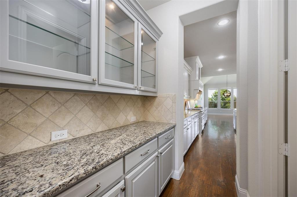 1336 Grassland Property Photo 7