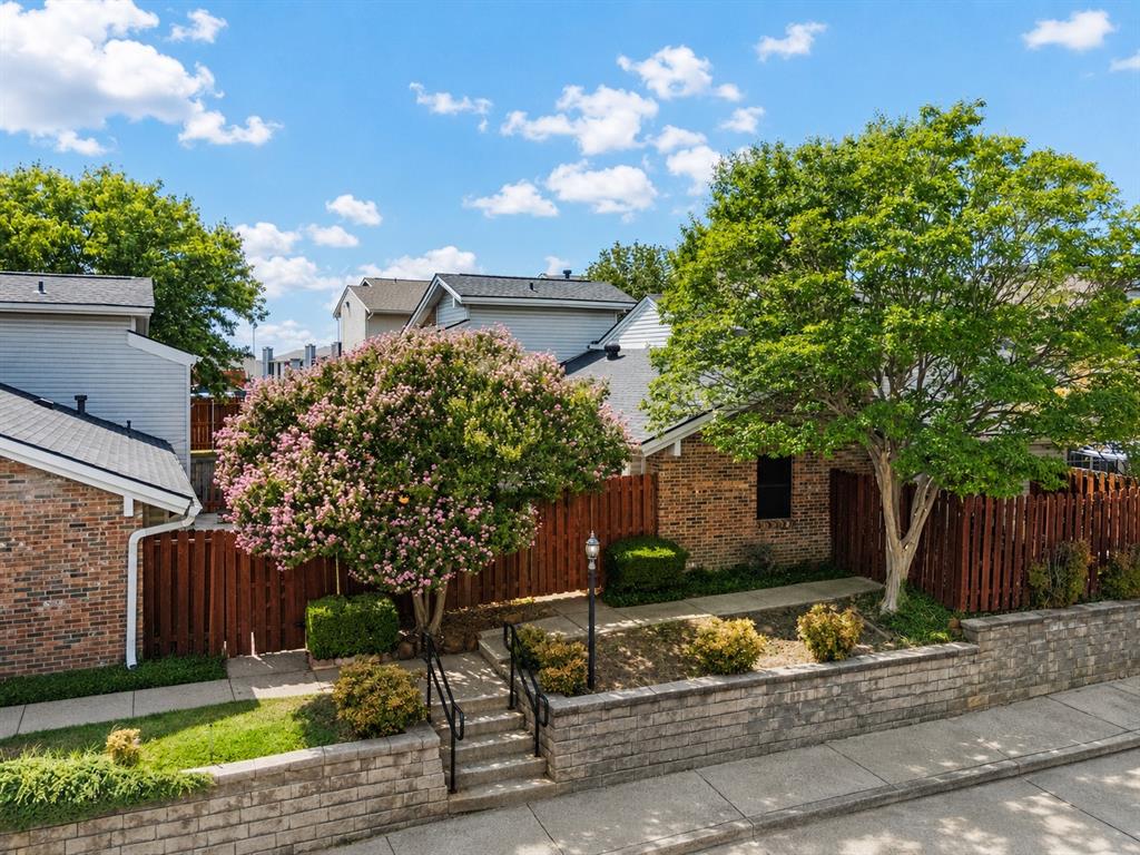 2541 Shady Ridge Drive C Property Photo 1