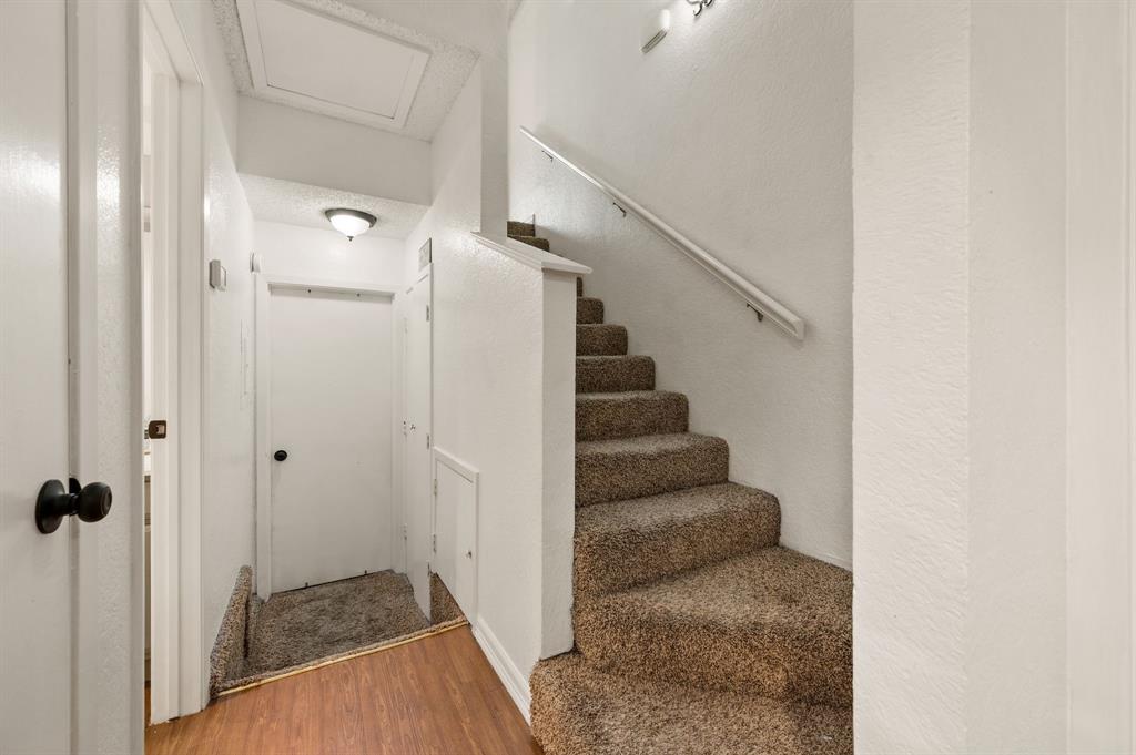 2541 Shady Ridge Drive C Property Photo 18