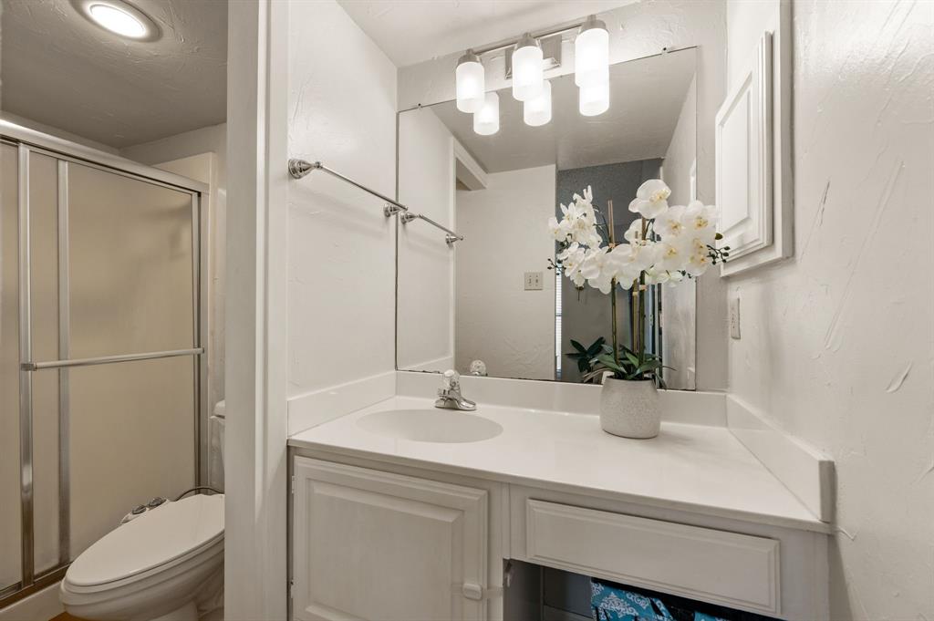 2541 Shady Ridge Drive C Property Photo 20