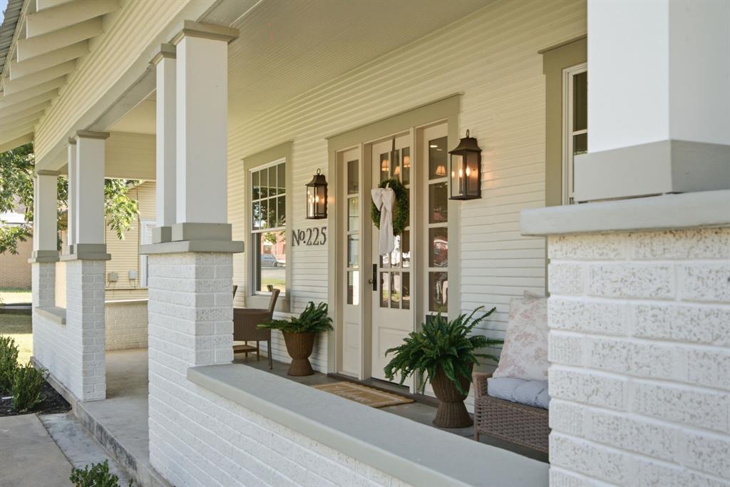 225 S Texas Street Property Photo 8