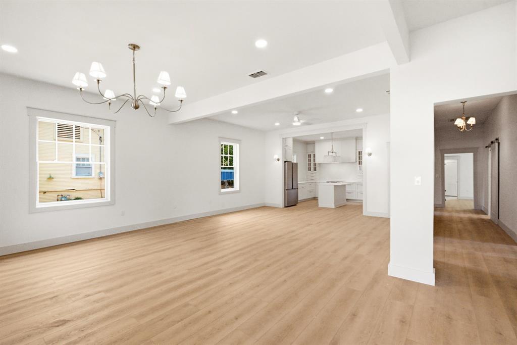 225 S Texas Street Property Photo 10