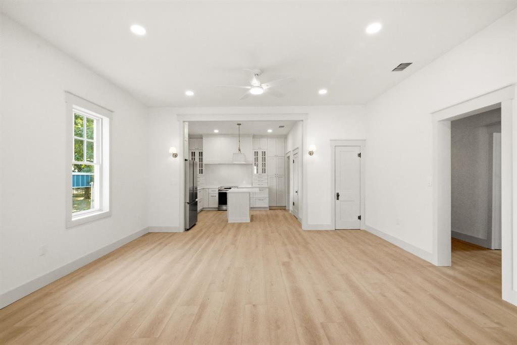 225 S Texas Street Property Photo 15
