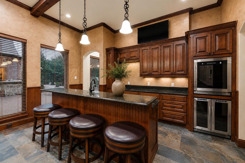 685 Knob Hill Court Property Photo 19