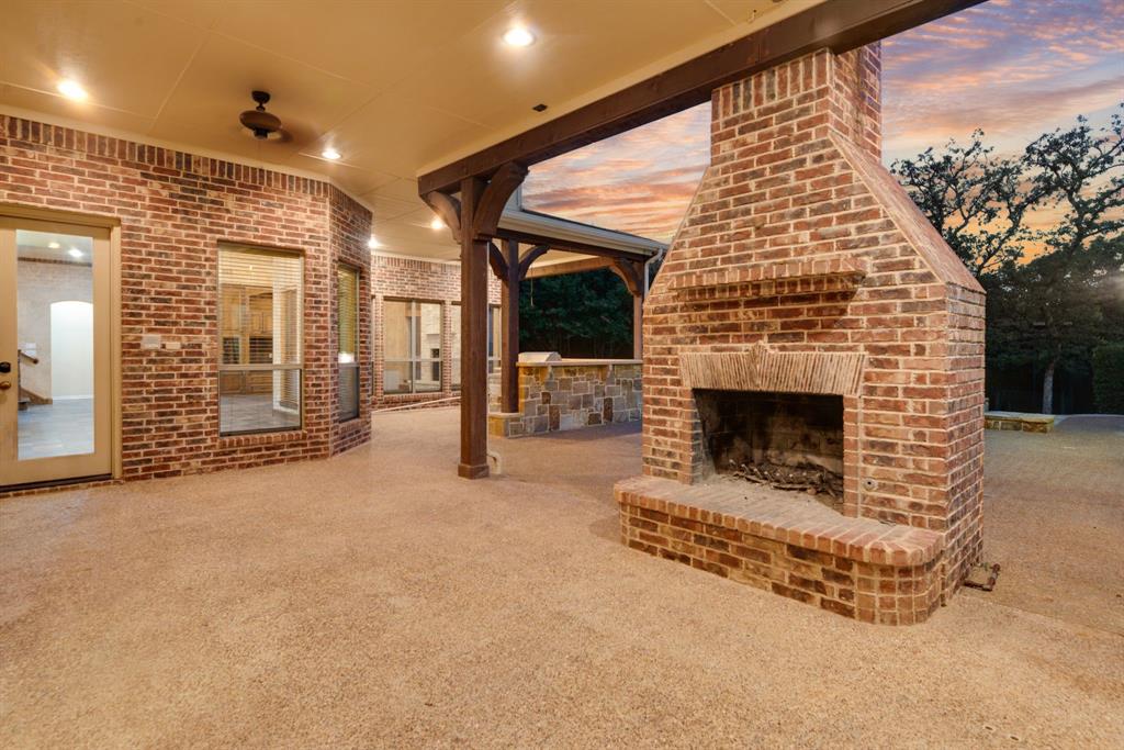 685 Knob Hill Court Property Photo 33