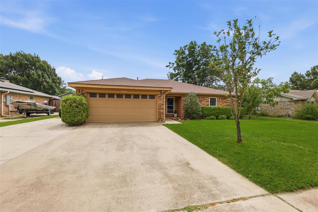1104 Monterrey Street Property Photo 6