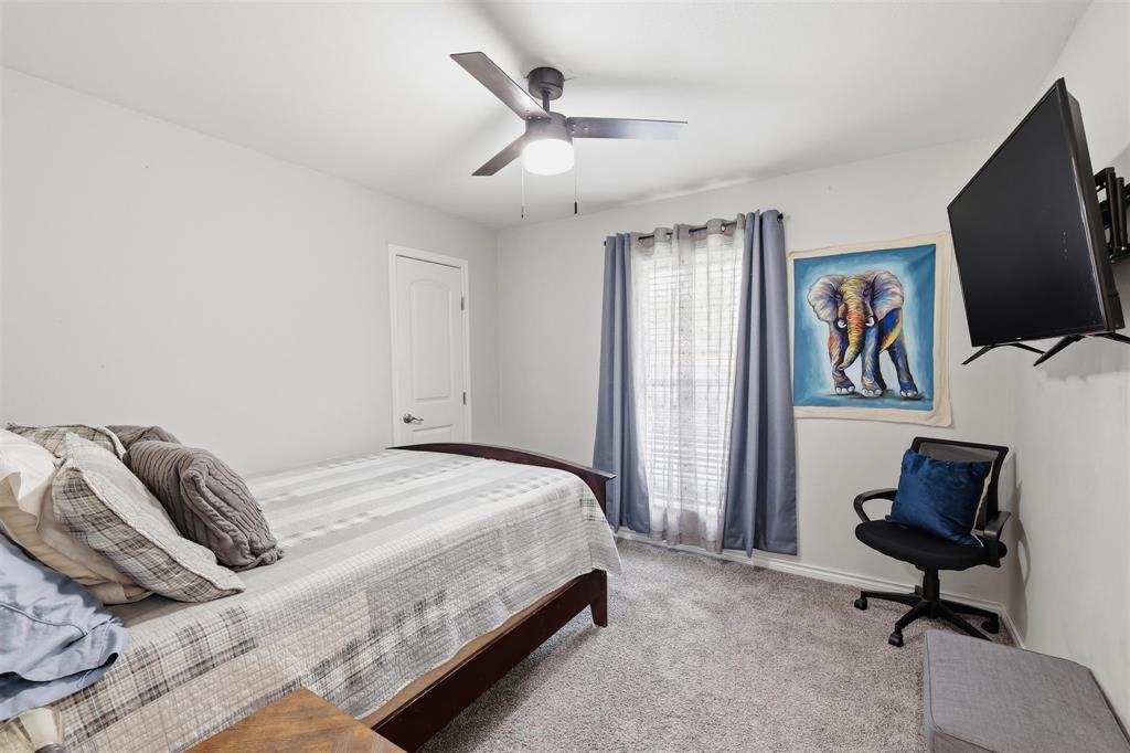 1104 Monterrey Street Property Photo 29