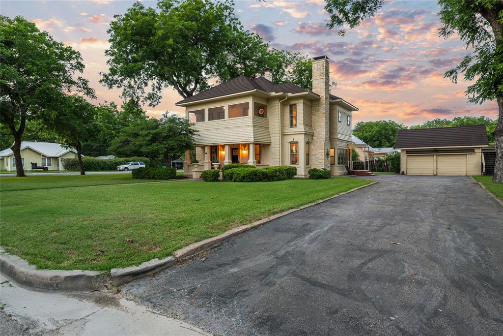 415 N Avenue I Property Photo 2
