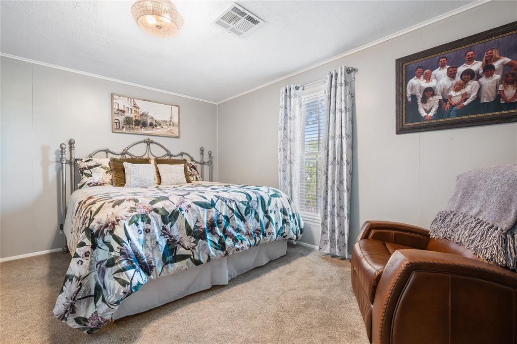 415 N Avenue I Property Photo 23