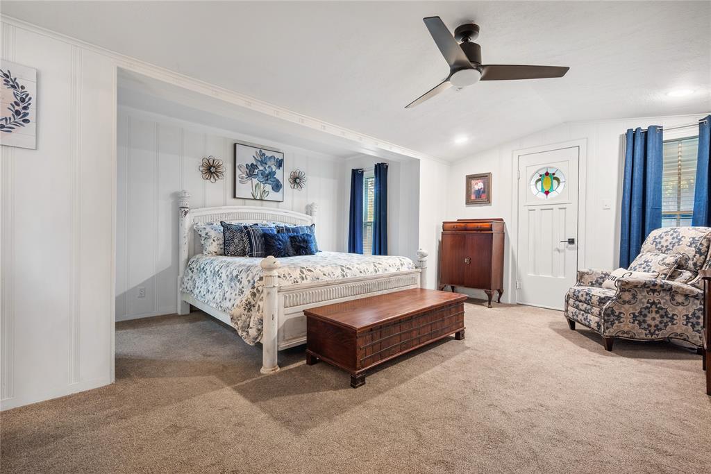 415 N Avenue I Property Photo 24
