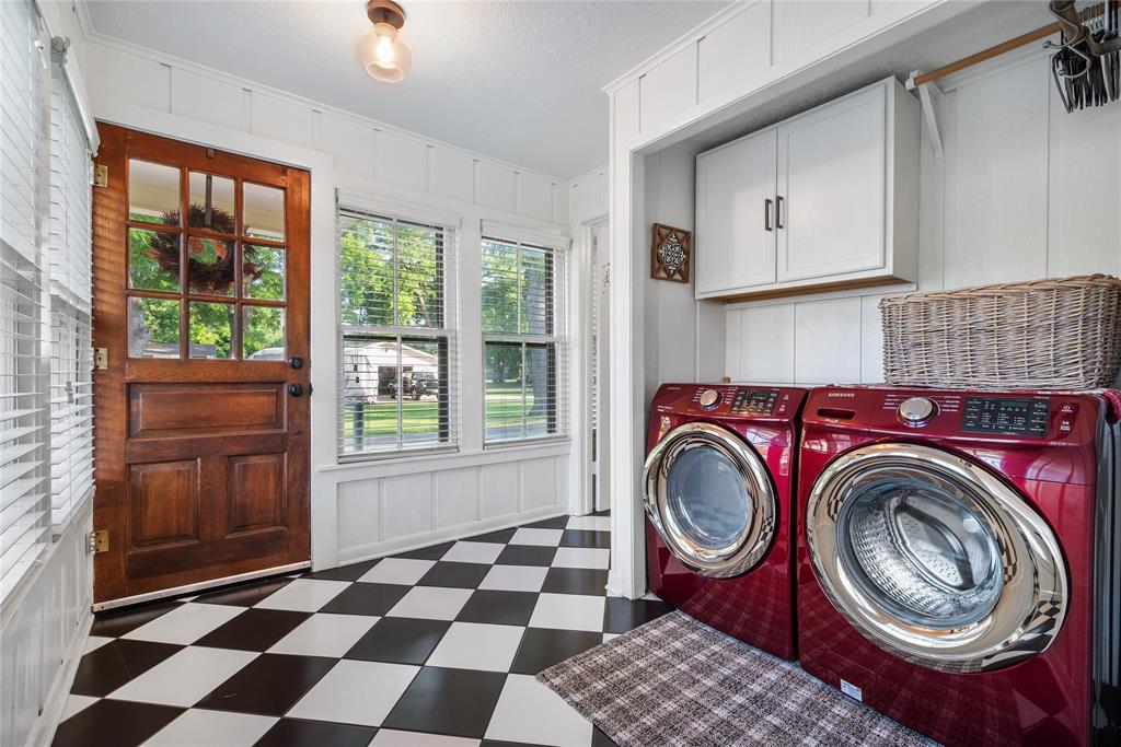 415 N Avenue I Property Photo 33