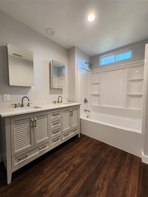 808 S Bois D Arc Property Photo 18