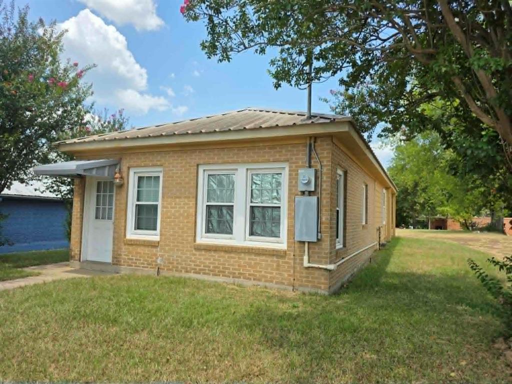 310 Main Street Property Photo 1