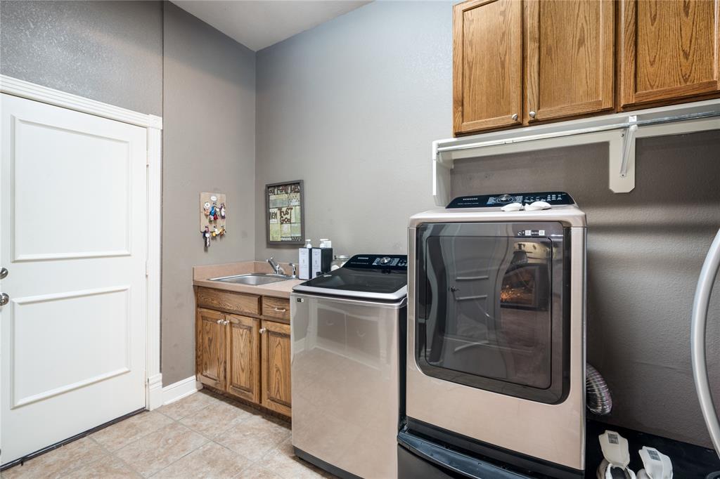 3108 Native Oak Drive Property Photo 11