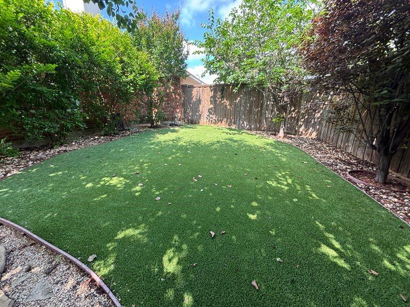 12236 Foothill Lane Property Photo 6