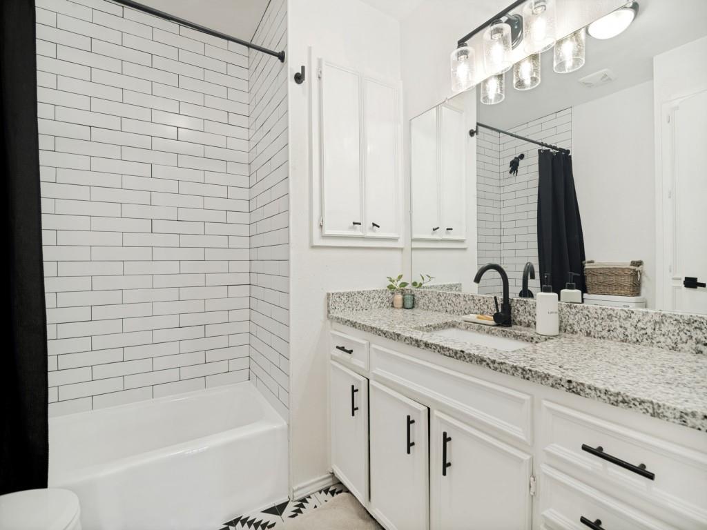 2600 Montclair Lane Property Photo 18