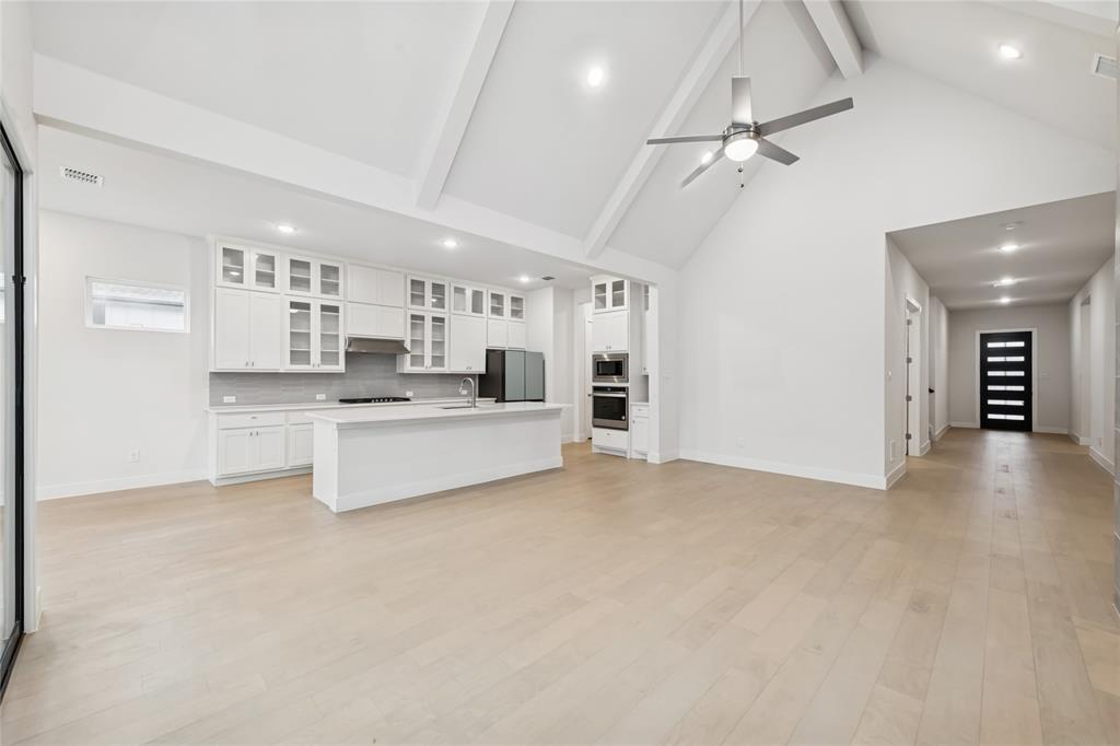1420 Meziere Sky Drive Property Photo 5