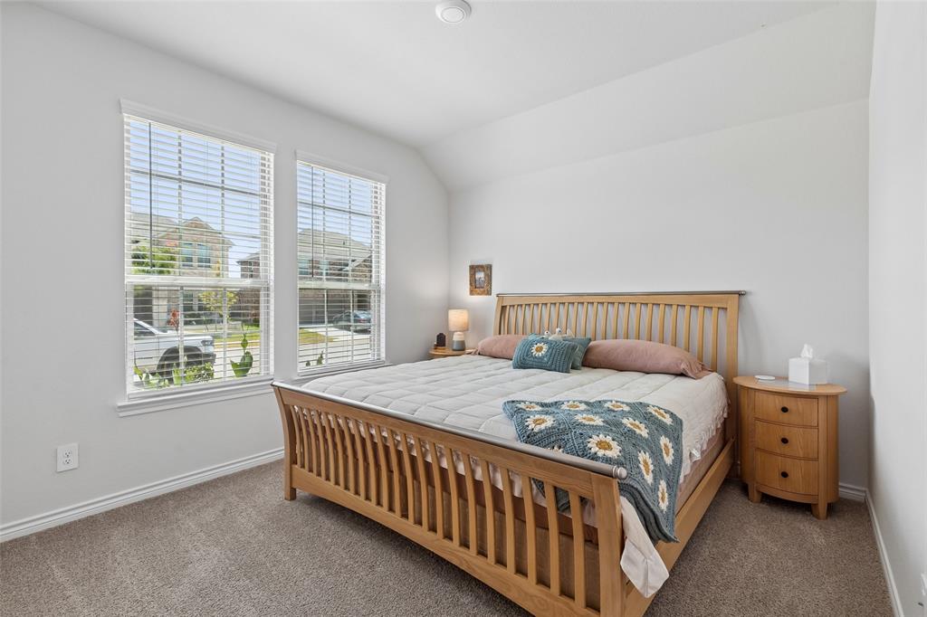 9813 Cherrywood Way Property Photo 17