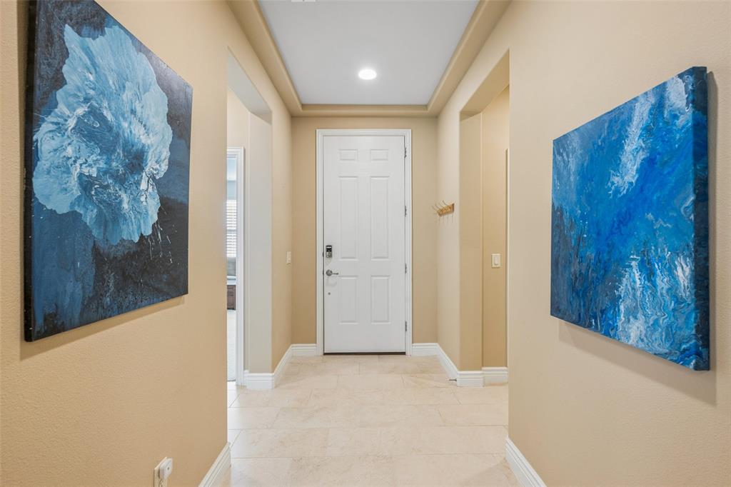 9905 Teakwood Avenue Property Photo 3