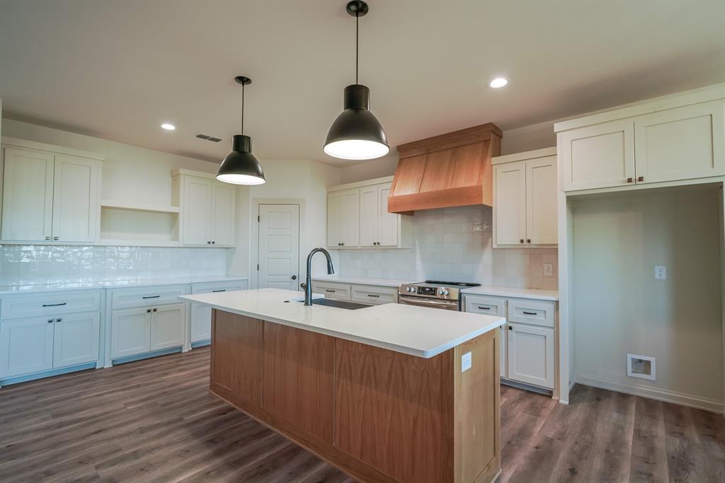 6617 Beals Creek Avenue Property Photo 11