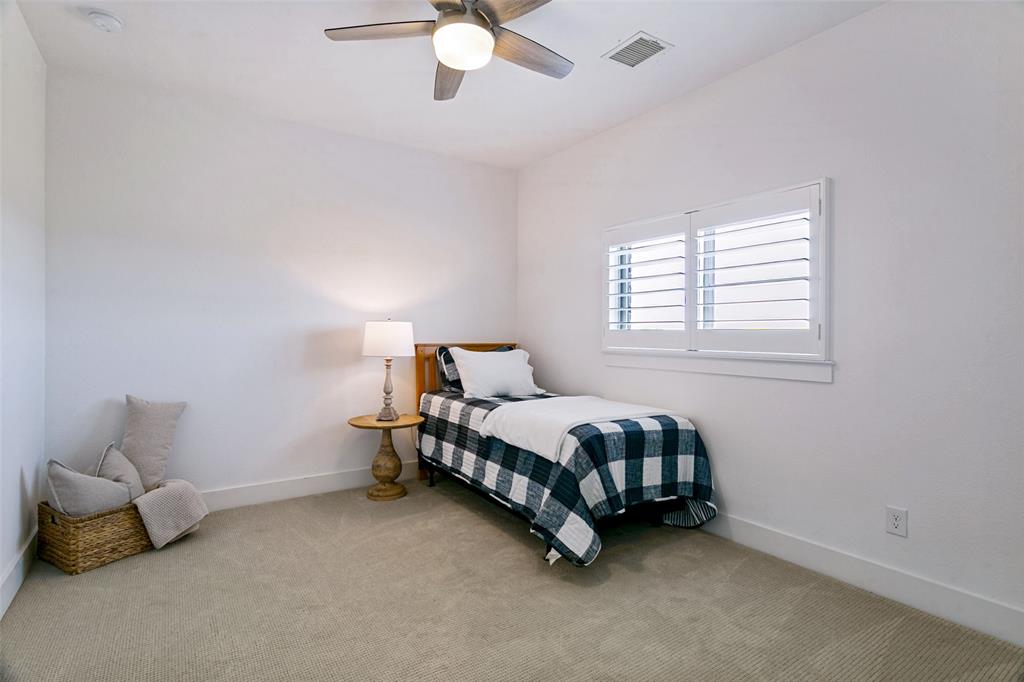 631 Verrine Way Property Photo 18