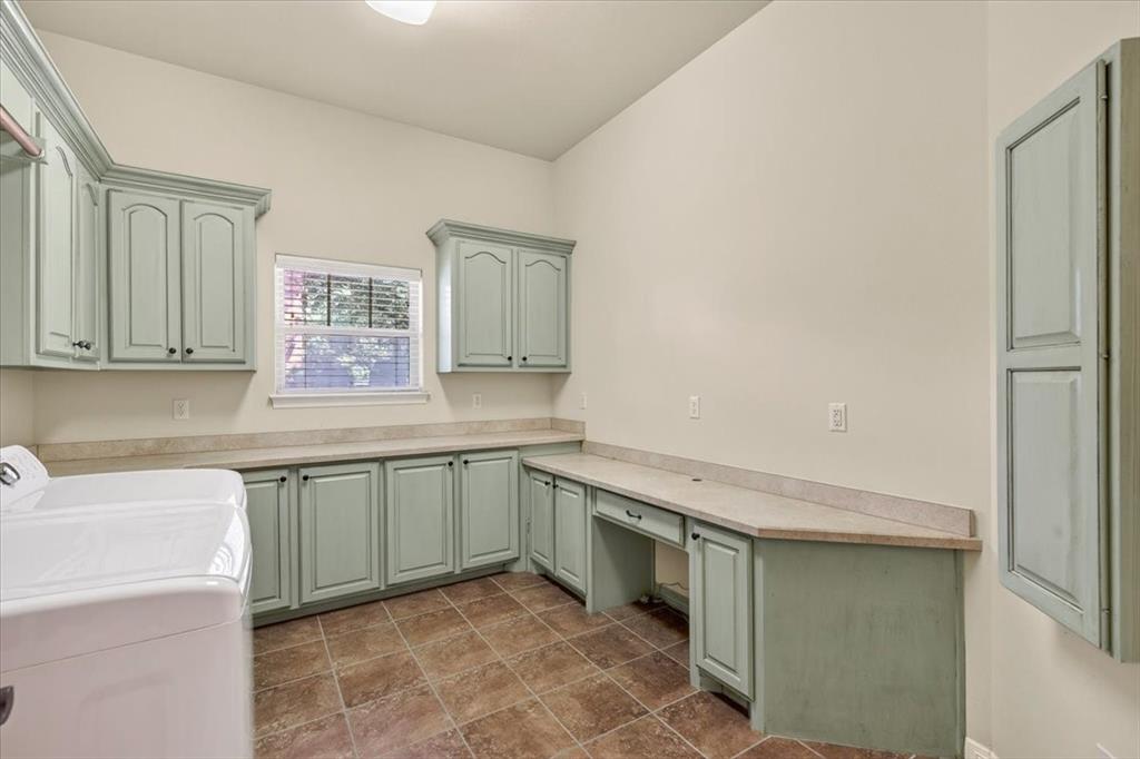 1400 Lewis Drive Property Photo 22