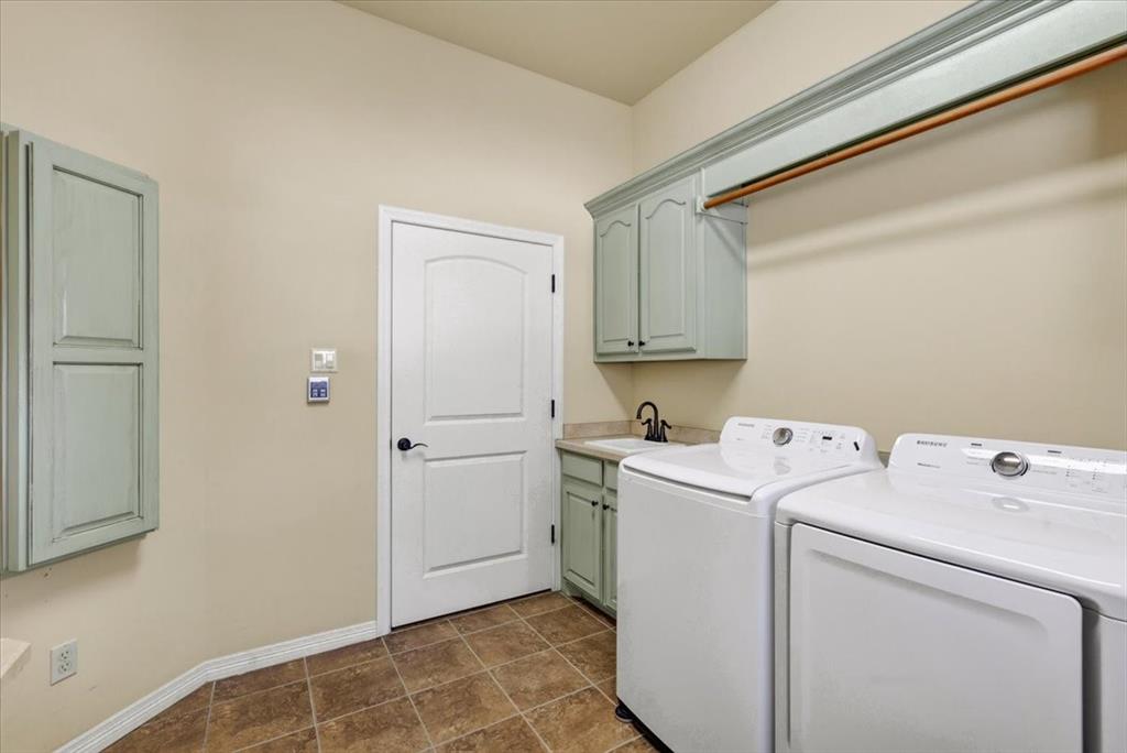 1400 Lewis Drive Property Photo 23