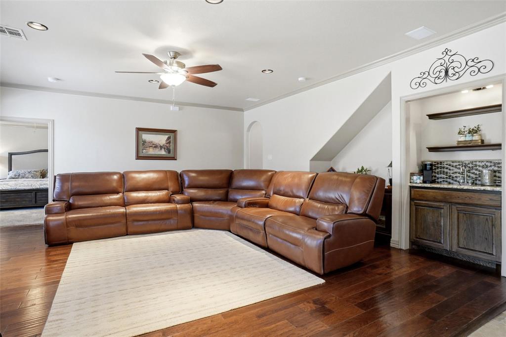 7337 Lake Rock Drive Property Photo 12