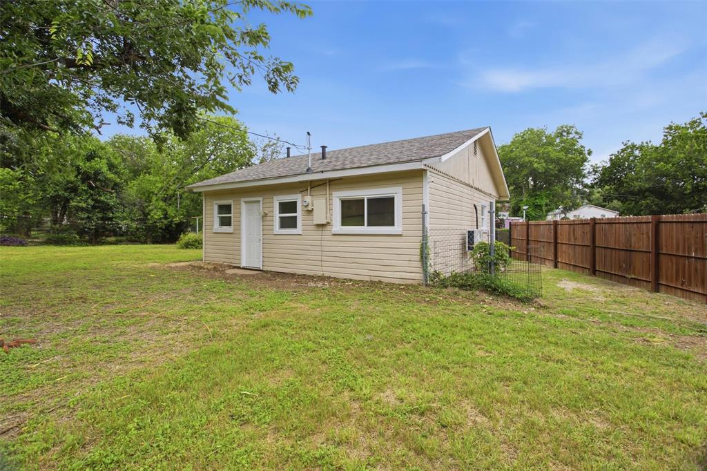 2264 Fritz Allen Street Property Photo 18