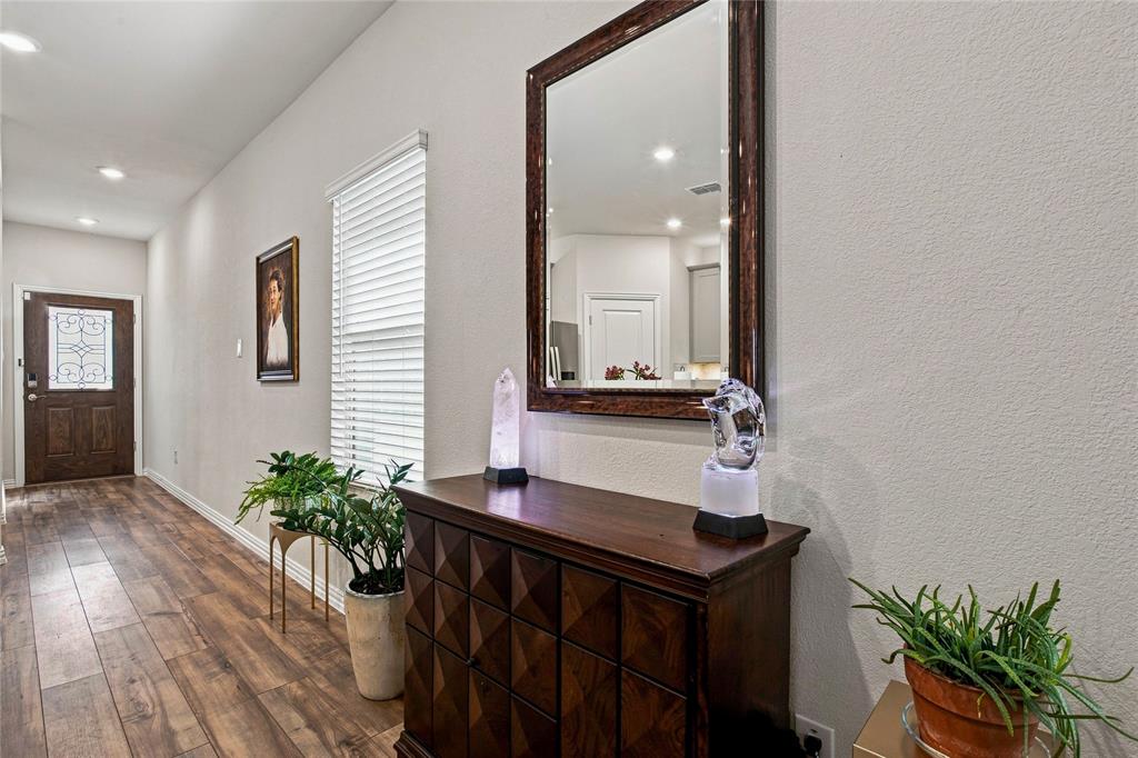 1824 Ash Oak Lane Property Photo 4