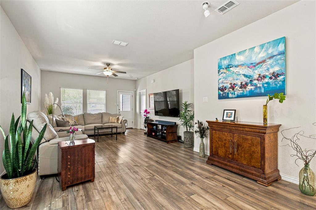 1824 Ash Oak Lane Property Photo 10